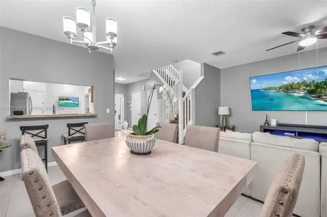 8327 Via Leonessa Boca Raton FL 33433