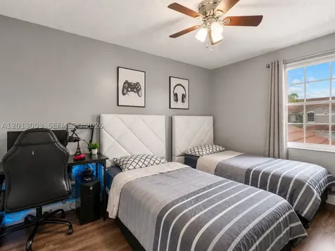 8327 Via Leonessa Boca Raton FL 33433