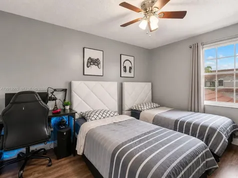 8327 Via Leonessa Boca Raton FL 33433