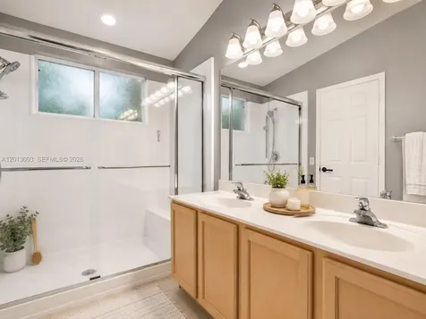 8327 Via Leonessa Boca Raton FL 33433