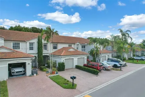8327 Via Leonessa Boca Raton FL 33433
