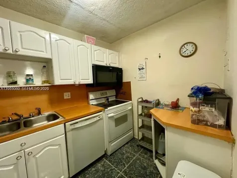 3730 Inverrary Drive Lauderhill FL 33319