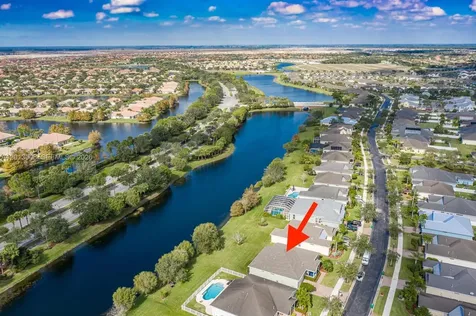 10671 SW Waterway Lane Port St. Lucie FL 34987