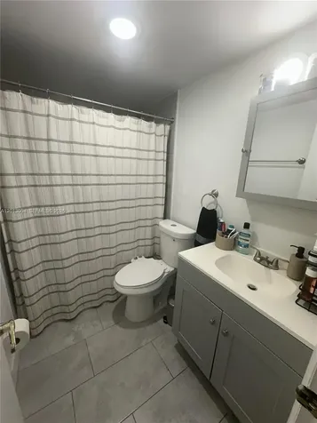 8233 Harding Avenue Miami Beach FL 33141