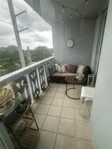 8233 Harding Avenue Miami Beach FL 33141