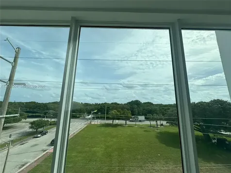 8233 Harding Avenue Miami Beach FL 33141