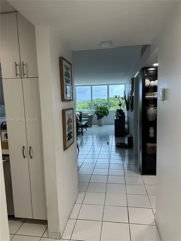 8233 Harding Avenue Miami Beach FL 33141