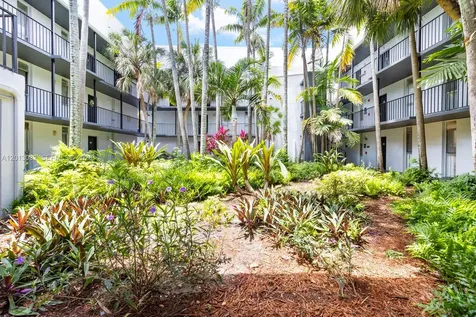 2920 Forest Hills Boulevard Coral Springs FL 33065