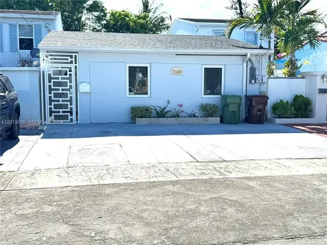 7140 W 15th Court Hialeah FL 33014