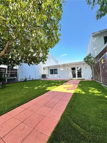 7140 W 15th Court Hialeah FL 33014