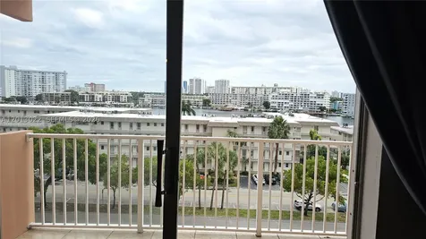 2200 E Hallandale Beach Boulevard Hallandale Beach FL 33009