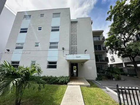 1337 NW 1st Street Miami FL 33125
