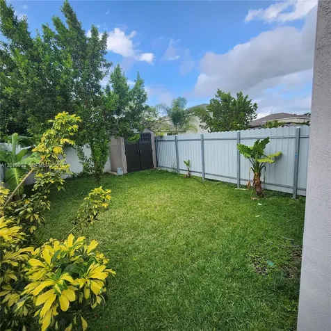 13245 SW 271st Terrace Homestead FL 33032