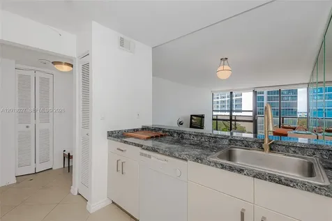 600 NE 36th Street Miami FL 33137