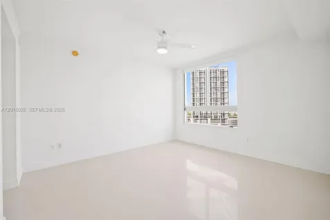90 SW 3rd Street Miami FL 33130