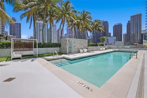 90 SW 3rd Street Miami FL 33130