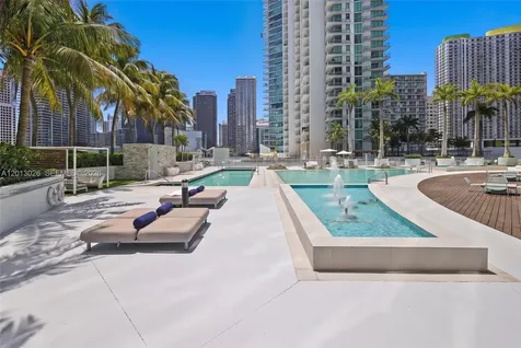 90 SW 3rd Street Miami FL 33130