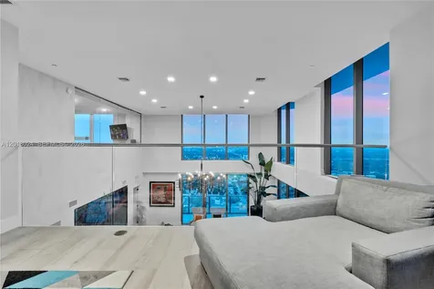 121 NE 34th Street Miami FL 33137