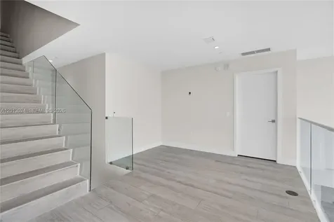 121 NE 34th Street Miami FL 33137