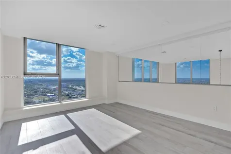 121 NE 34th Street Miami FL 33137