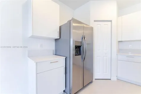 4941 Peacock Way Dania Beach FL 33312