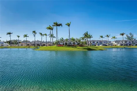 4941 Peacock Way Dania Beach FL 33312