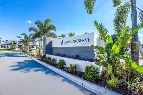4941 Peacock Way Dania Beach FL 33312