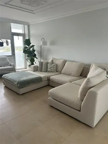 7441 Wayne Avenue Miami Beach FL 33141