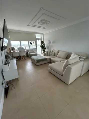 7441 Wayne Avenue Miami Beach FL 33141