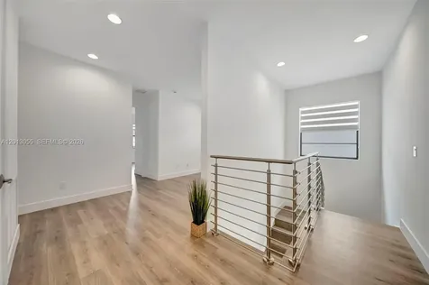 1454 SW 23rd Street Fort Lauderdale FL 33315