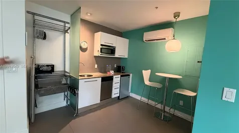 1816 Meridian Avenue Miami Beach FL 33139