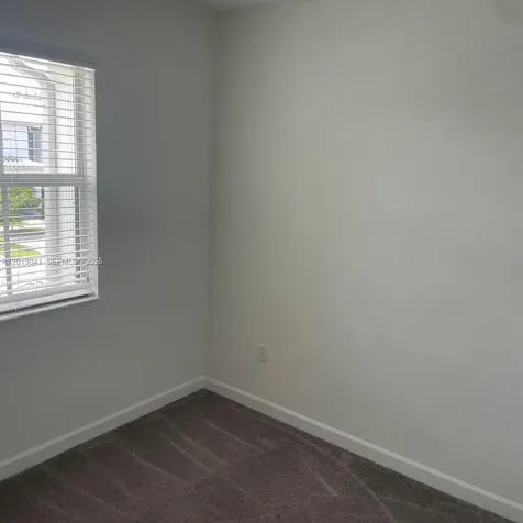 2693 SE 19th Street Homestead FL 33035