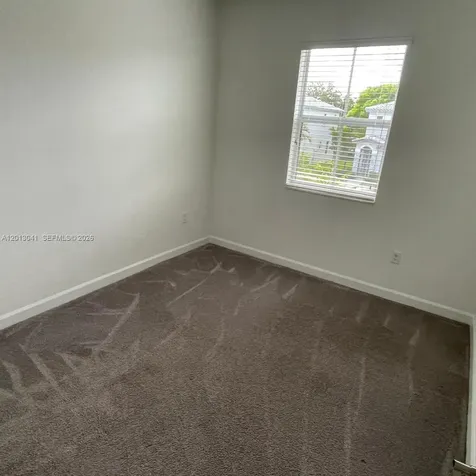 2693 SE 19th Street Homestead FL 33035
