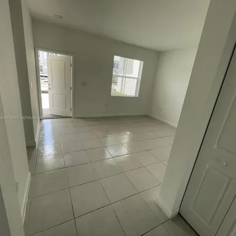 2693 SE 19th Street Homestead FL 33035