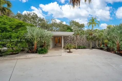 5305 SW 62nd Avenue Miami FL 33155