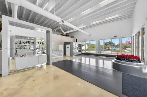 201 NW 37th Street Miami FL 33127