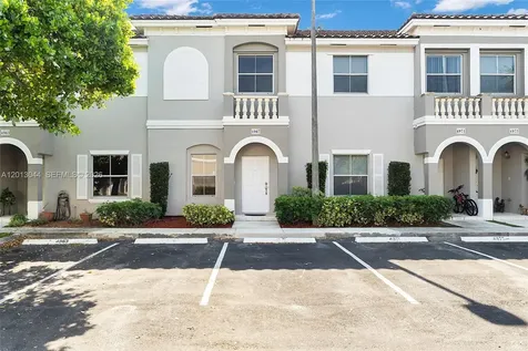 4967 SW 140th Terrace Miramar FL 33027