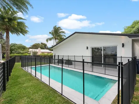 301 88th Street Surfside FL 33154