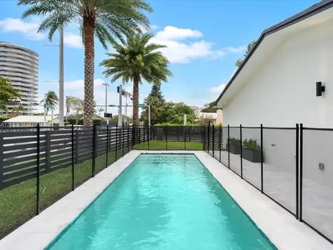 301 88th Street Surfside FL 33154
