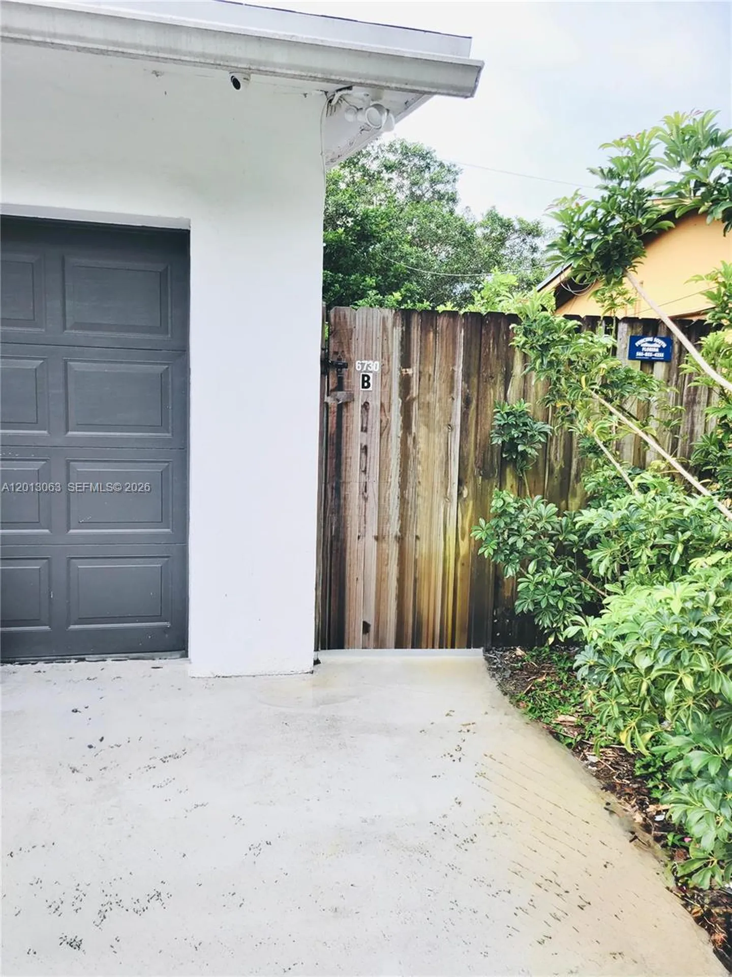 6730 Charleston Street Hollywood FL 33024