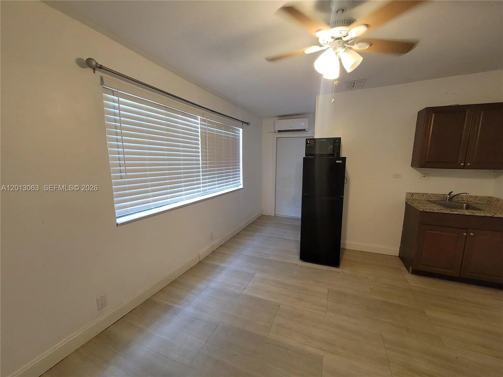 6730 Charleston Street Hollywood FL 33024