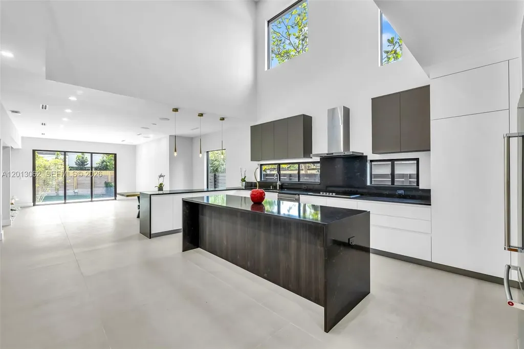 808 SW 9th Street Fort Lauderdale FL 33315