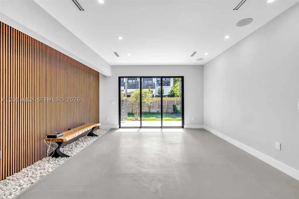808 SW 9th Street Fort Lauderdale FL 33315