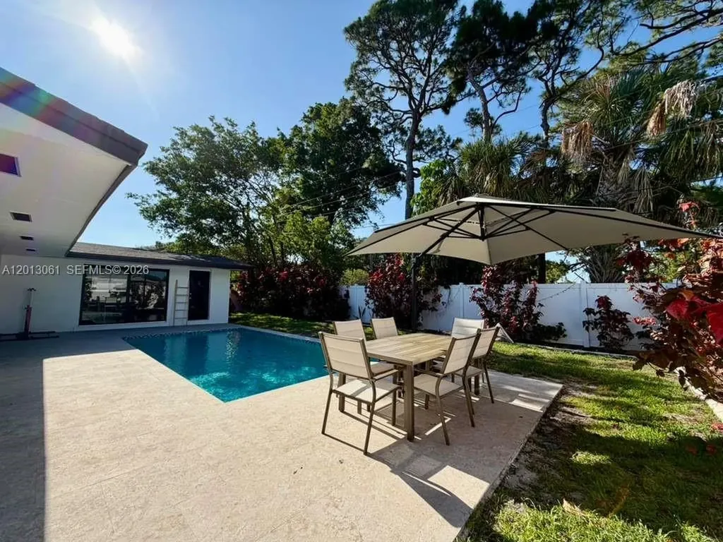151 SE 6th Court Pompano Beach FL 33060
