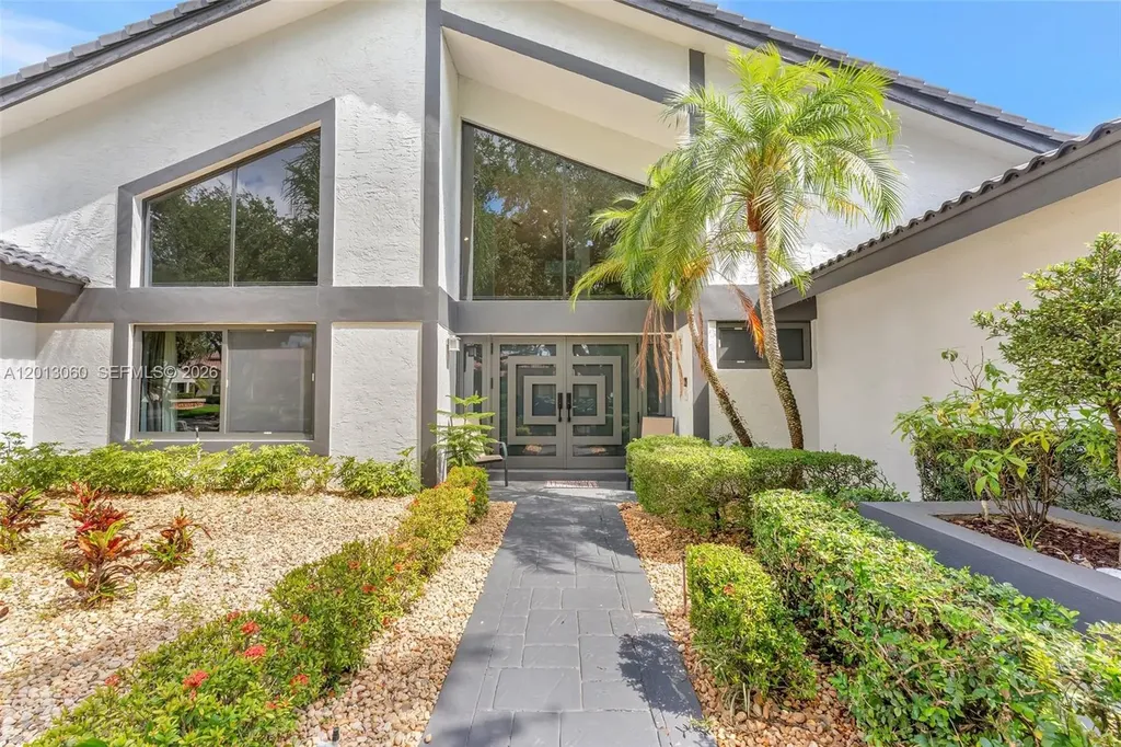 10325 NW 6th Street Coral Springs FL 33071