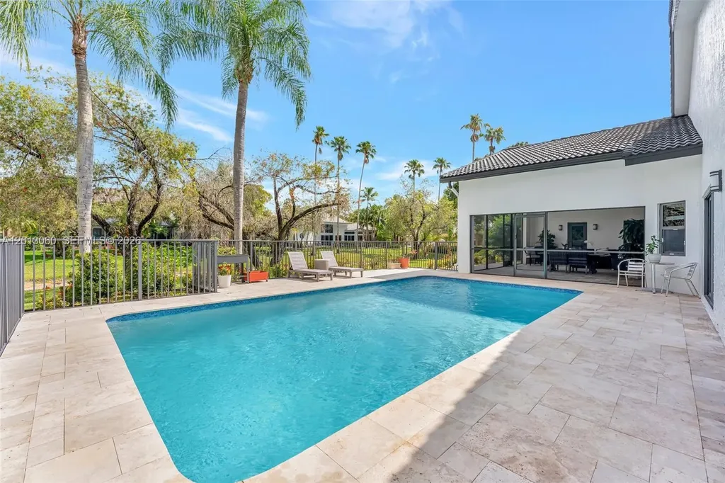 10325 NW 6th Street Coral Springs FL 33071