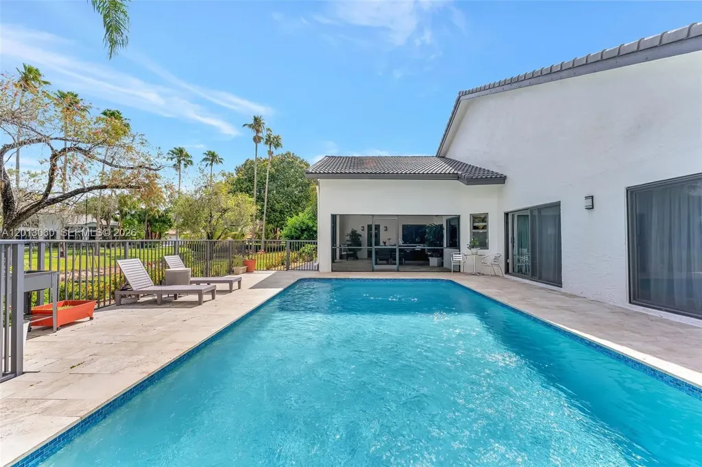 10325 NW 6th Street Coral Springs FL 33071