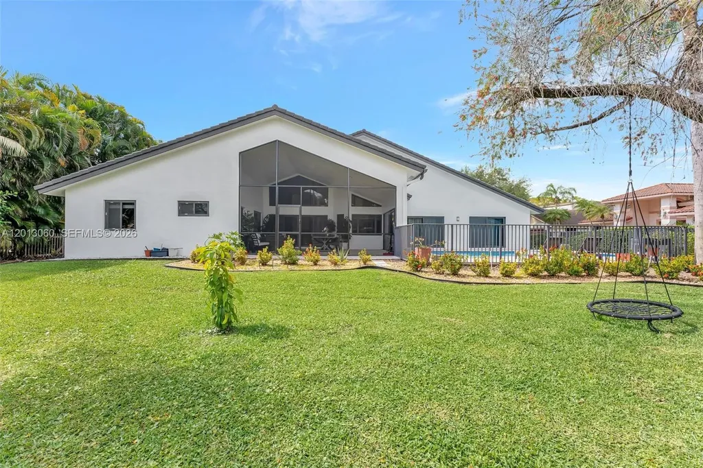 10325 NW 6th Street Coral Springs FL 33071