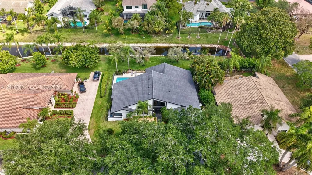 10325 NW 6th Street Coral Springs FL 33071