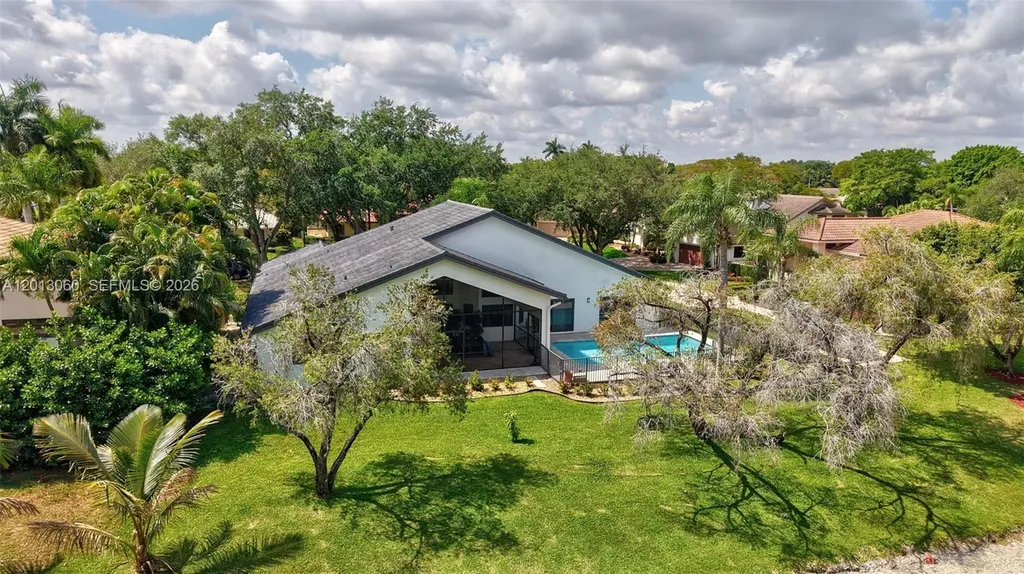 10325 NW 6th Street Coral Springs FL 33071
